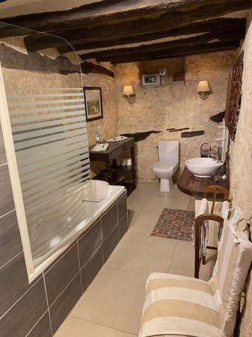 Manoir La Barriere - Lot Bed & Breakfast Le Vigan  Room photo