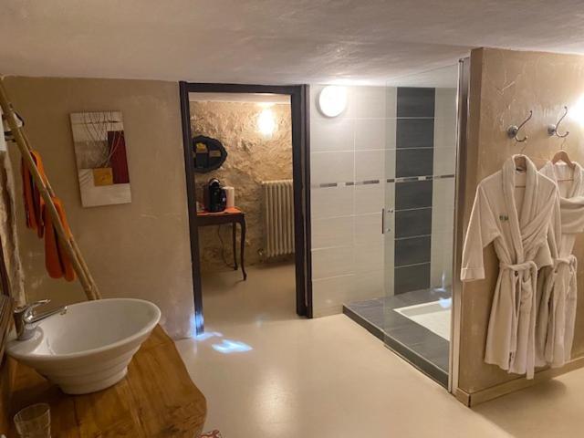 Manoir La Barriere - Lot Bed & Breakfast Le Vigan  Room photo